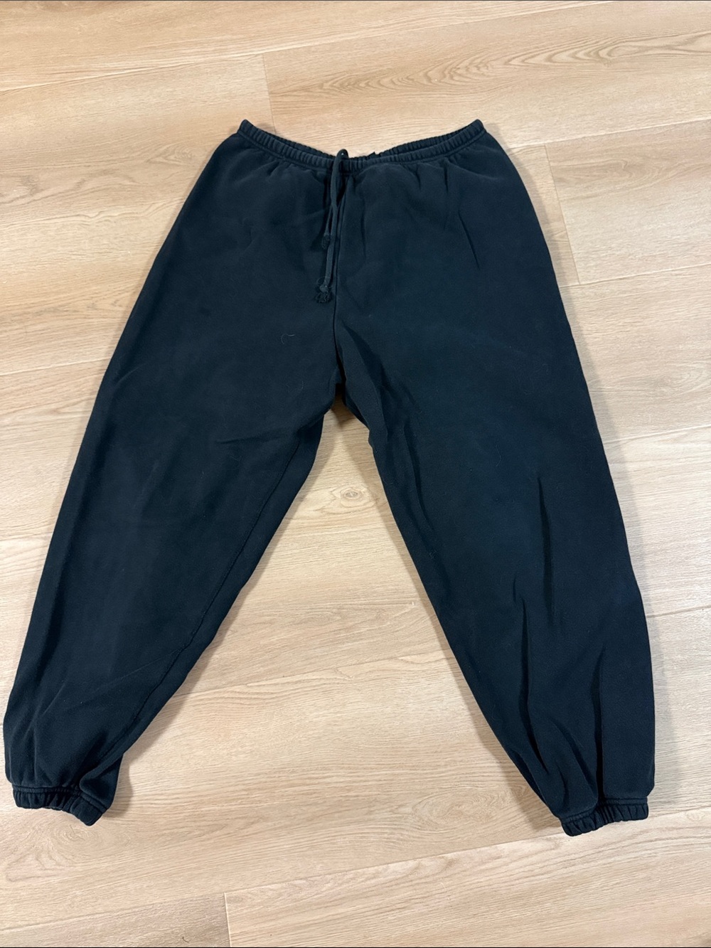 SKIMS Black Fleece Jogger Pants - Casual Comfort